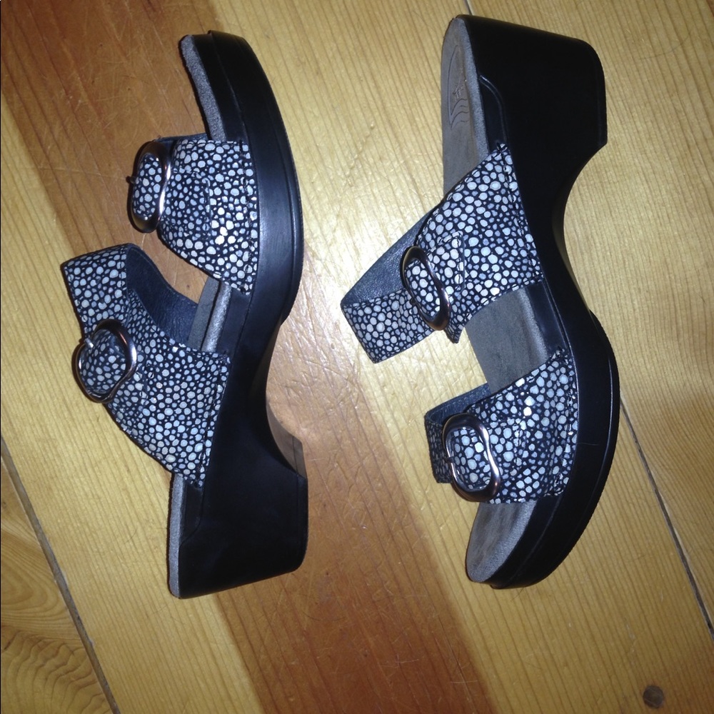 SALE 🎉Dansko sandal clogs sz 7.5/8 -38 NWOT'S